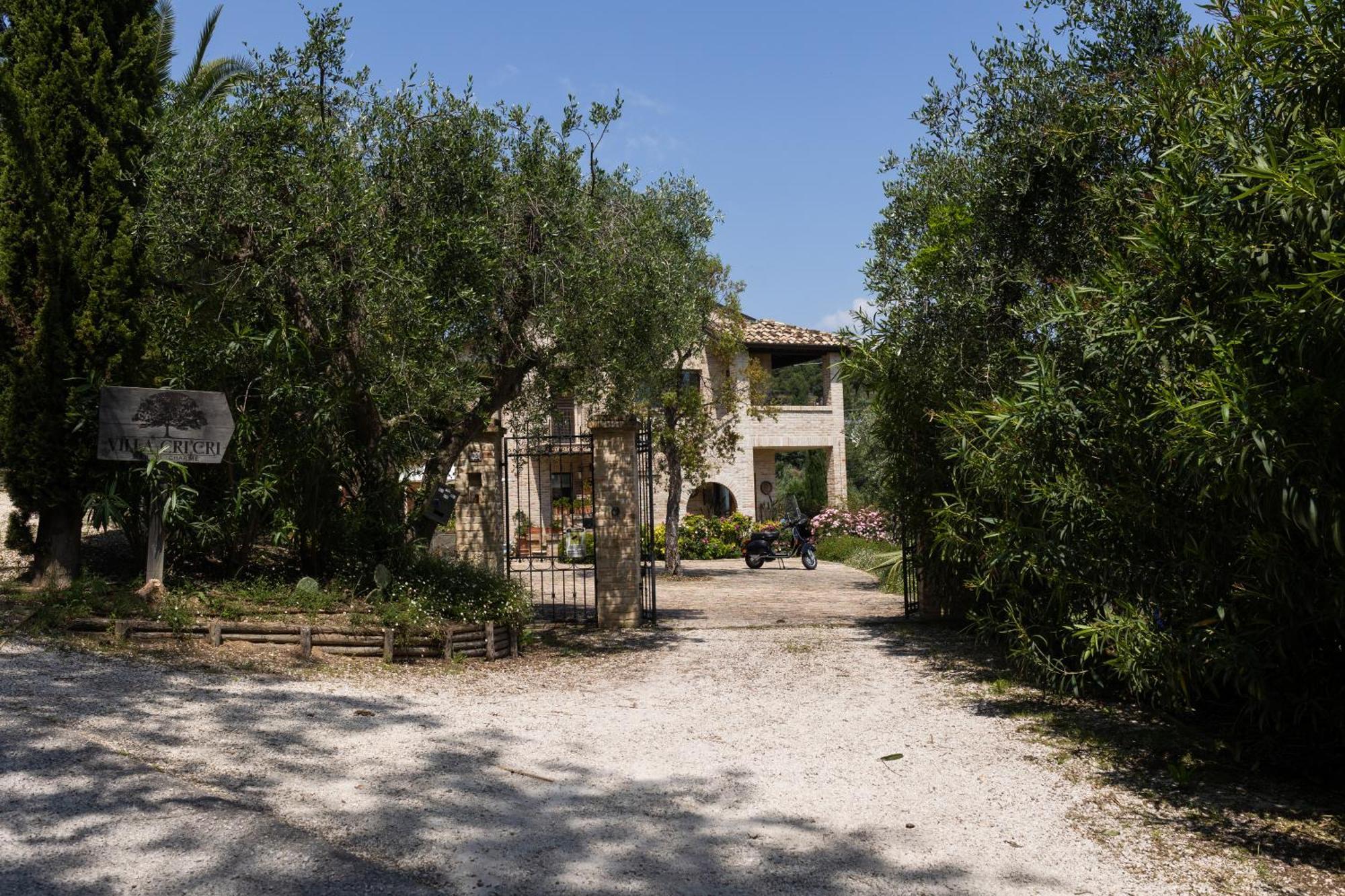 Villa Cri Cri B&B Di Charme San Benedetto del Tronto Eksteriør bilde
